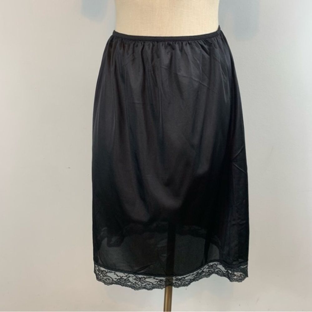 VTG Half Slip Nylon Black Small USA Silky Shiny 22/24